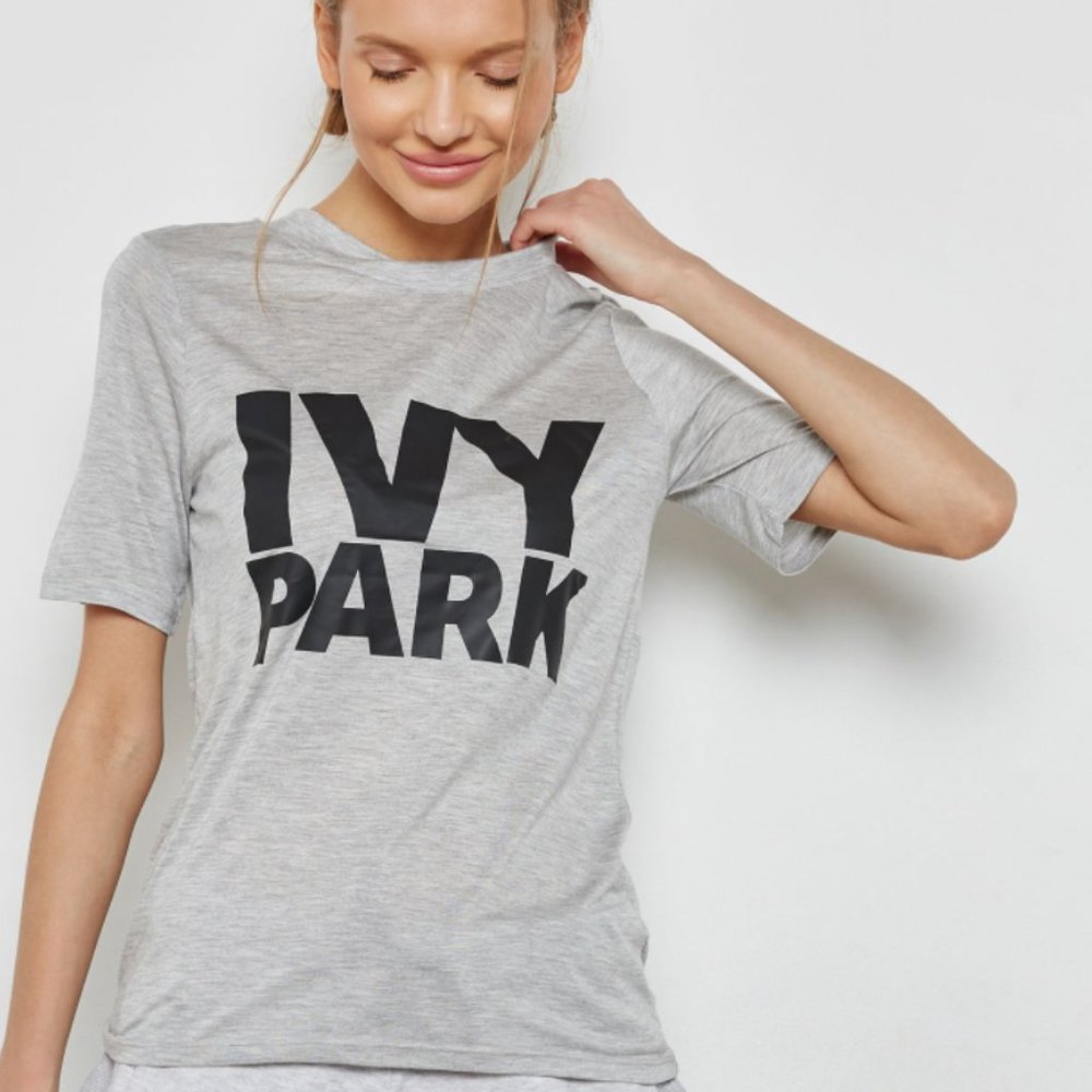 IVY PARK Grey T Shirt
